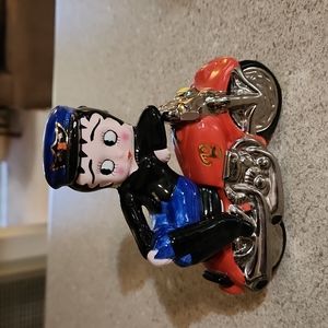 Betty Boop Salt & Pepper on Motorcycle